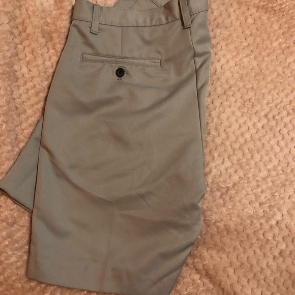 Men’s Golf Shorts - Picture 6 of 7